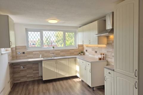 3 bedroom terraced house to rent, Wantage, Telford TF7