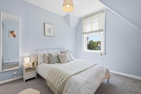 1 bedroom flat for sale, Hermon Hill, Wanstead
