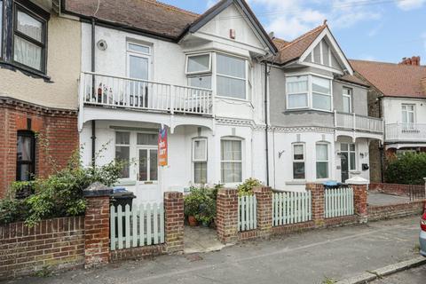 2 bedroom maisonette for sale, Windsor Avenue, Margate, CT9