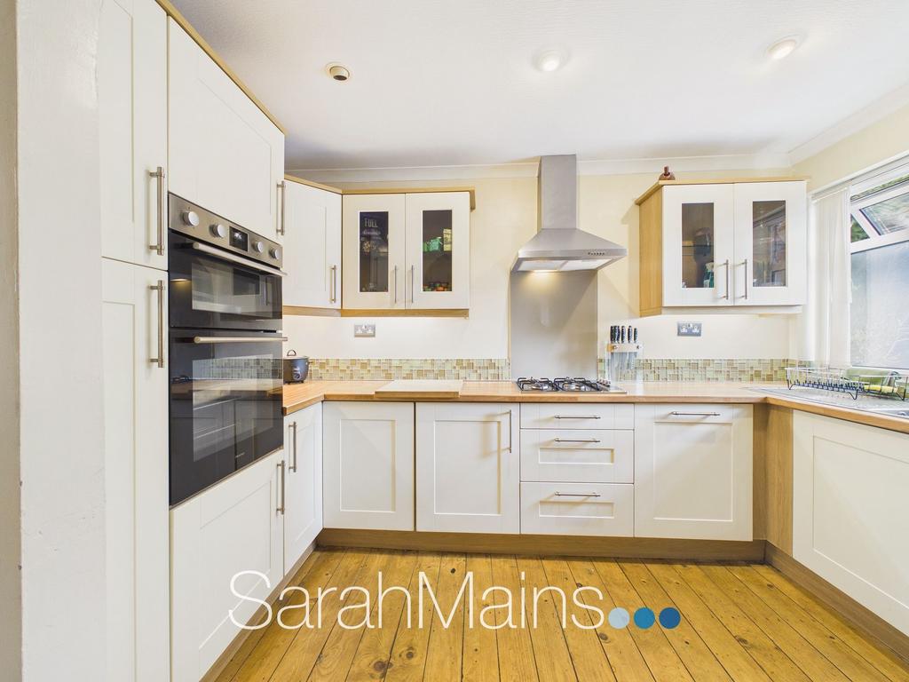 House in Newcastle Upon Tyne - View 2
