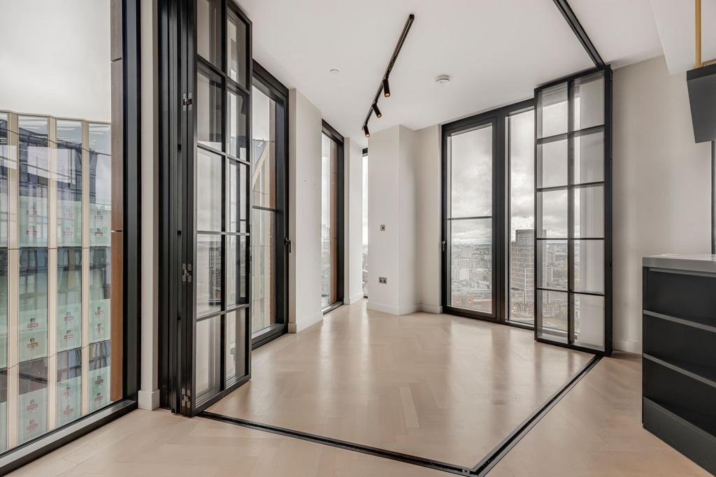 House in London - View 5