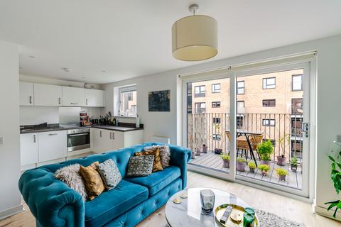 2 bedroom flat for sale, Flat 22, 52 Shrubhill Walk, Leith Walk, Edinburgh EH7 4FT