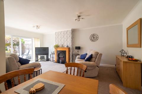 4 bedroom semi-detached house for sale, Fieldon Close, Shirley