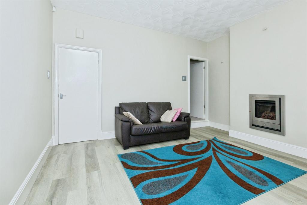 House in Leicester - View 2