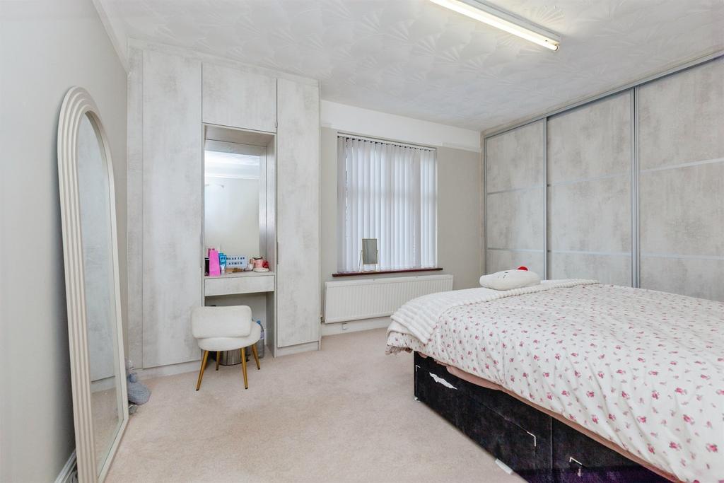 House in Leicester - More