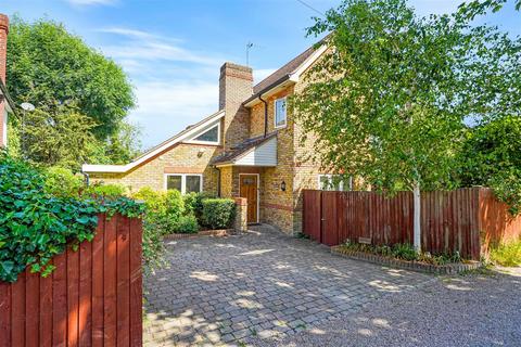 3 bedroom detached house for sale, Old Farm Road, Hampton TW12