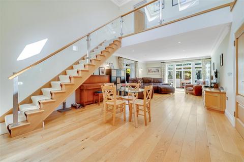 3 bedroom detached house for sale, Old Farm Road, Hampton TW12