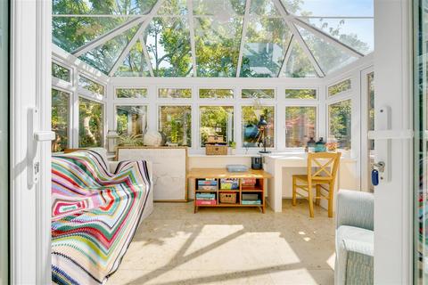 3 bedroom detached house for sale, Old Farm Road, Hampton TW12