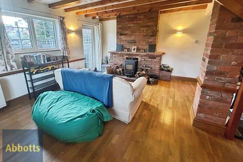 3 bedroom house to rent, The Street, Fakenham, NR21