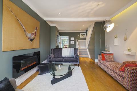 2 bedroom terraced house to rent, Bermondsey Street, Bermondsey, SE1