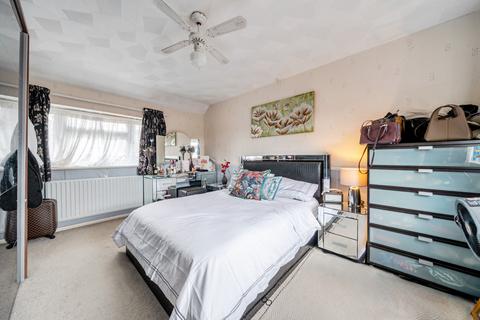 4 bedroom end of terrace house for sale, Longbury Drive, Orpington
