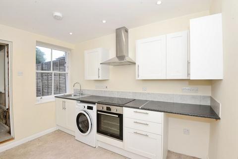 1 bedroom flat for sale, Watcombe Road, Watlington OX49
