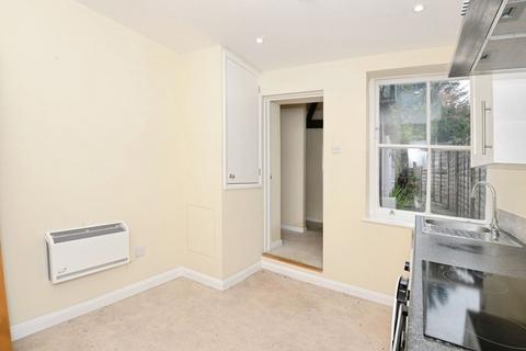 1 bedroom flat for sale, Watcombe Road, Watlington OX49