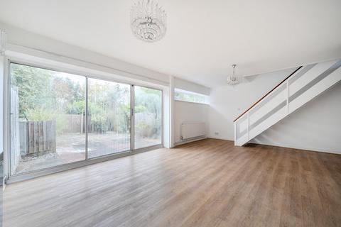 3 bedroom terraced house for sale, Shornefield Close, Bromley, BR2