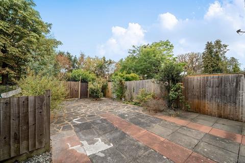 3 bedroom terraced house for sale, Shornefield Close, Bromley, BR2