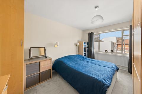 2 bedroom maisonette for sale, Rosebank Road, Hanwell, W7
