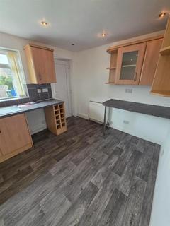 2 bedroom terraced house to rent, Glenwood Drive, Middleton, Manchester, M24 2TW