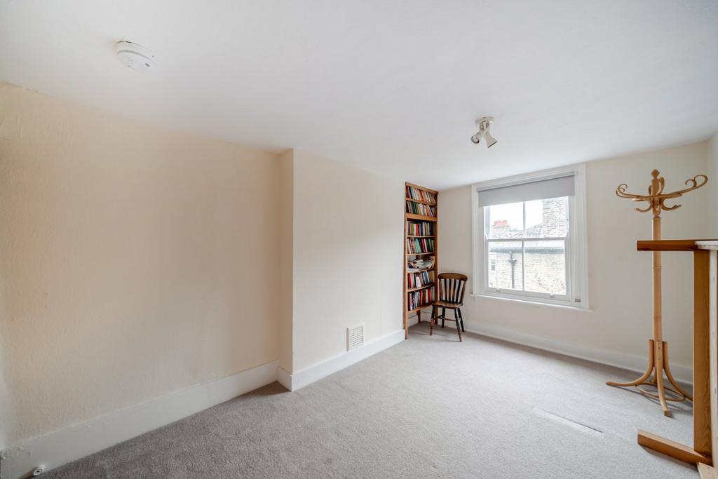 House in London - View 4