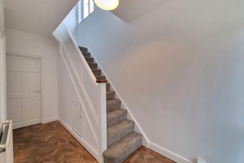 3 bedroom semi-detached house to rent, Asquith Boulevard, Leicester