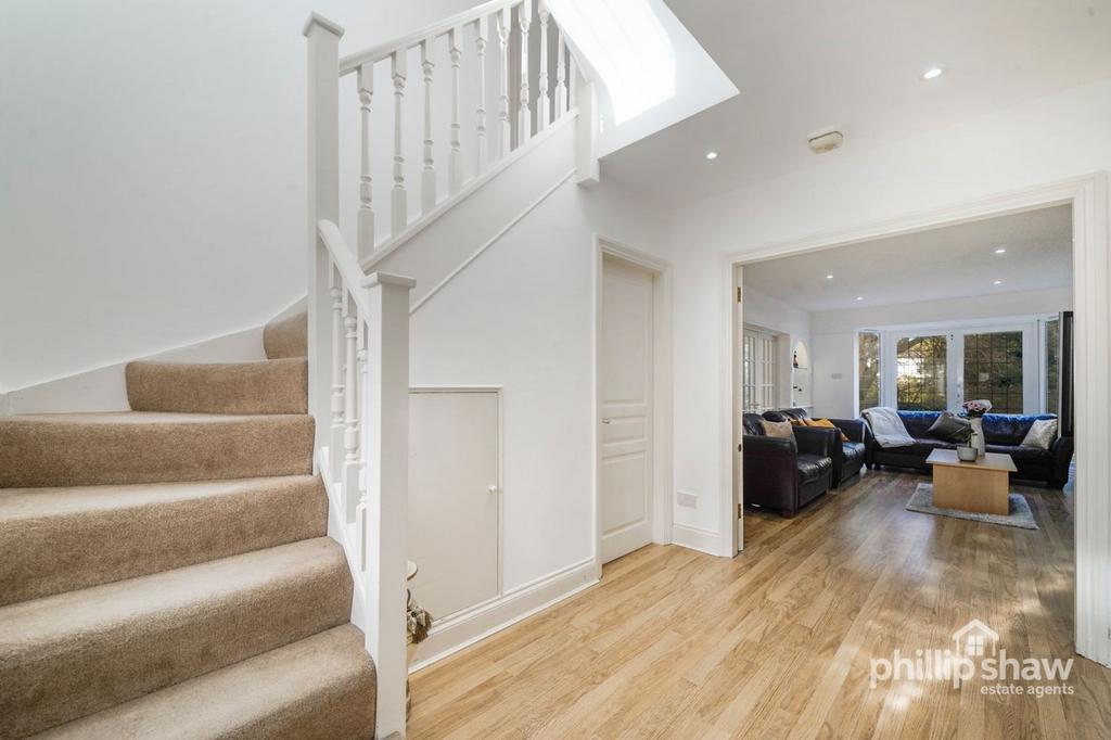 House in Harrow - View 3