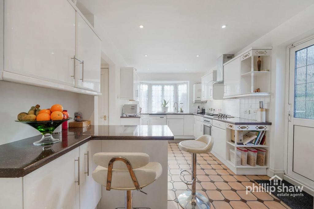 House in Harrow - View 4