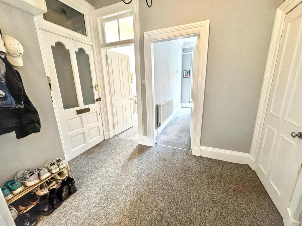Apartment in Glasgow - View 2