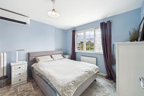 3 bedroom detached house for sale, Van Diemans Road, Chelmsford, Essex, CM2