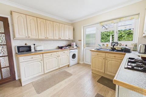 2 bedroom detached bungalow for sale, Linwal Avenue, Houghton on the Hill, Leicestershire