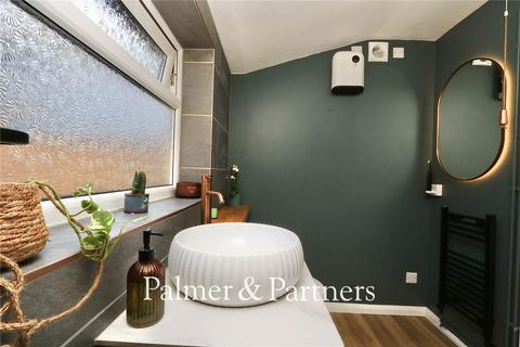 3 bedroom terraced house for sale, Darwin Road, Ipswich, Suffolk, IP4