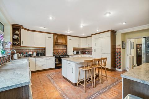 4 bedroom detached house for sale, The Fairway, Northwood HA6