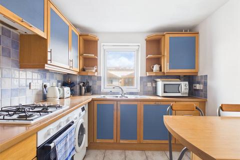 4 bedroom penthouse to rent, Merton Court, The Strand, Brighton Marina, BN2