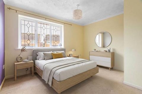 2 bedroom end of terrace house to rent, Wannock Close, Carlton Colville