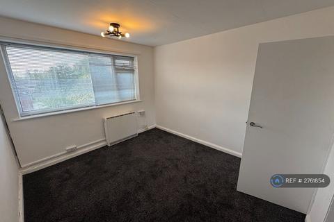 2 bedroom flat to rent, Talke Pits, Stoke-On-Trent, ST7