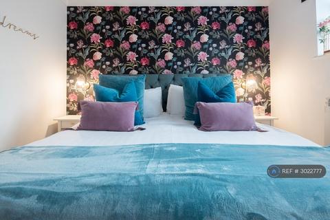 1 bed flat/apartment for rent in Mount Ephraim, Tunbridge Wells, TN4