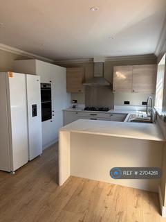 3 bedroom detached house to rent, Chesilbourne Grove, Bournemouth, BH8
