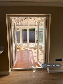 3 bedroom detached house to rent, Chesilbourne Grove, Bournemouth, BH8
