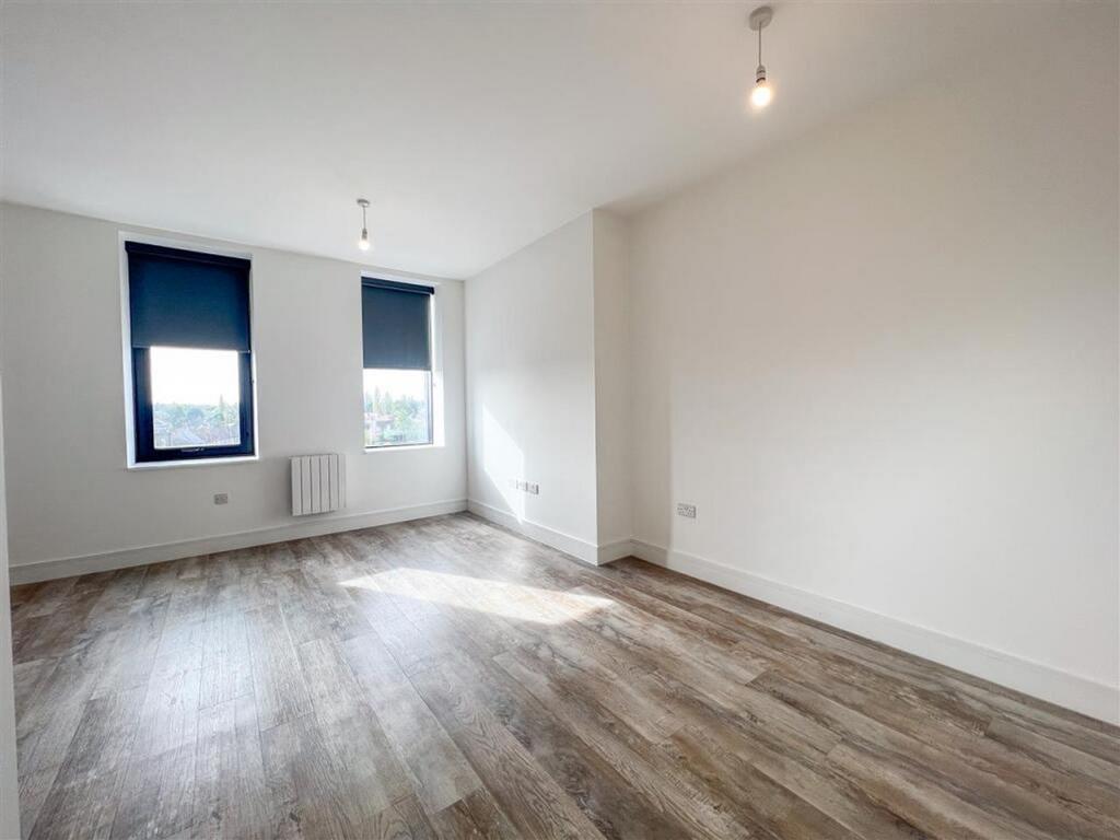 Apartment in Birmingham - View 3