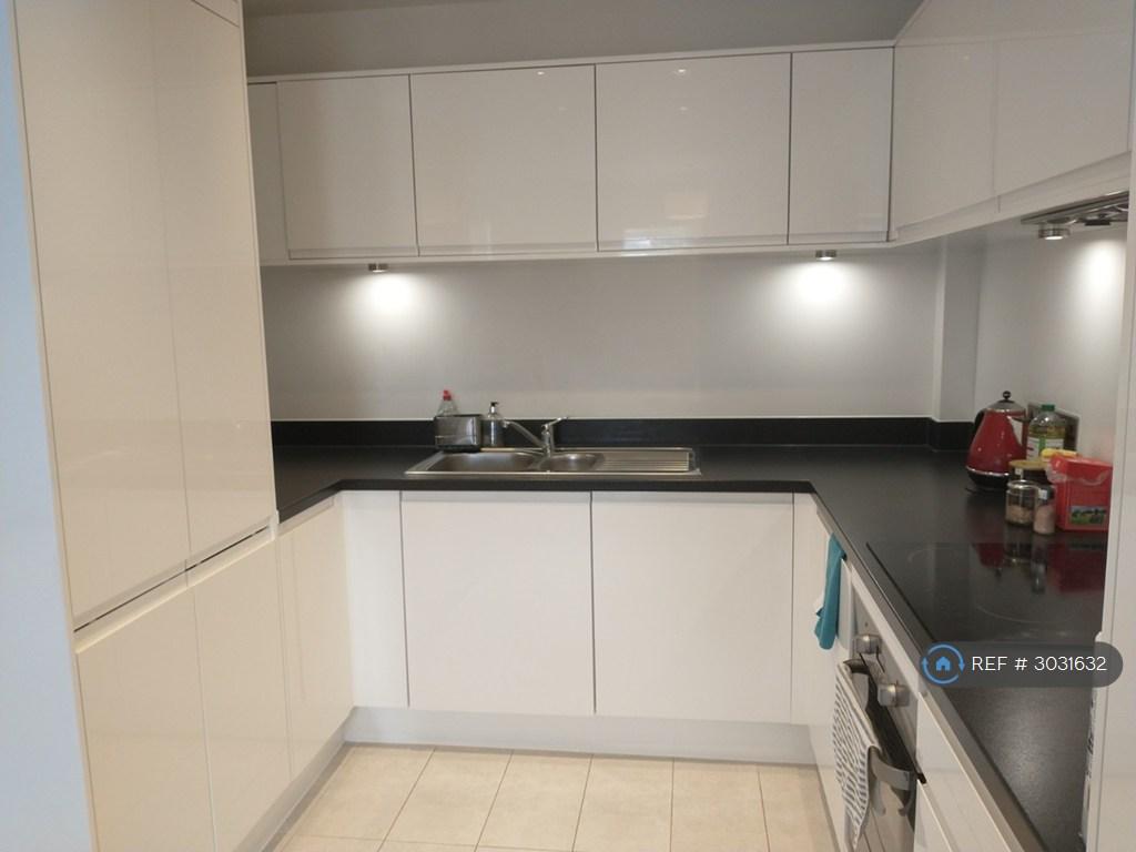 Apartment in London - View 3