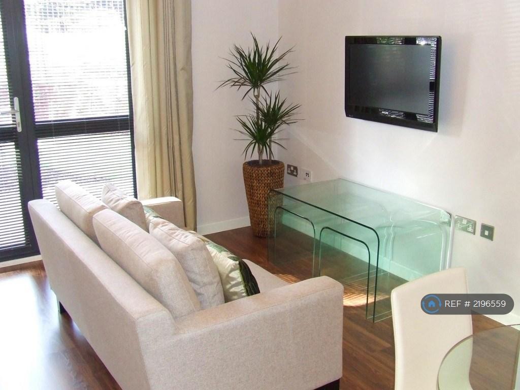 Apartment in Sheffield, Heeley Bottom, Highfield - View 2