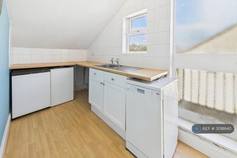 2 bedroom flat to rent, Midland Road, Gloucester, GL1