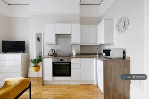 Studio to rent, Brunswick Road, Hove, BN3