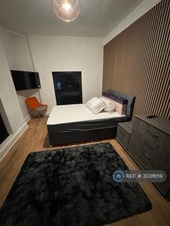 1 bedroom in a house share to rent, Derby Road, Liverpool, L20
