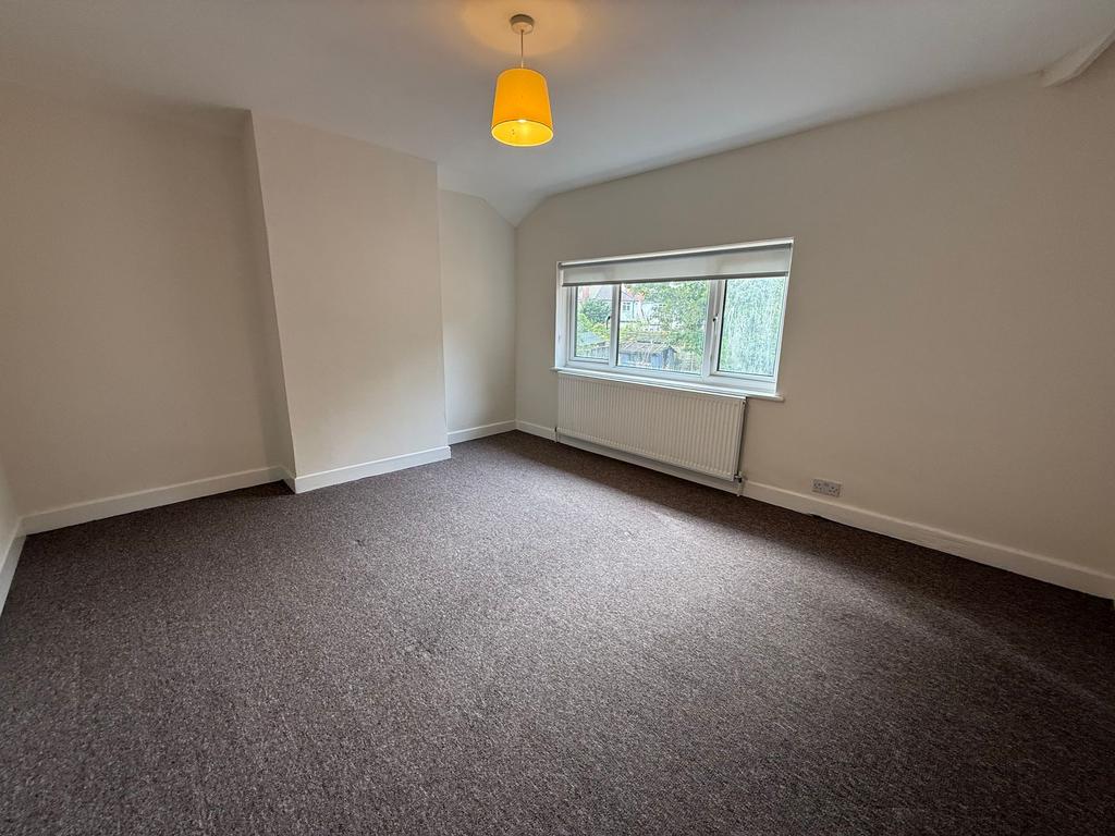 Apartment in Solihull - View 4