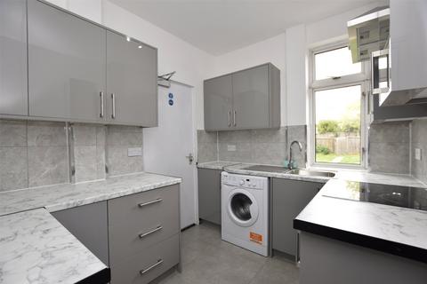 3 bedroom semi-detached house to rent, Filton Road, BRISTOL BS7