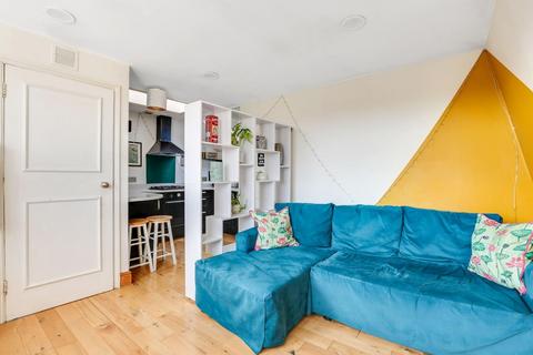1 bedroom flat for sale, Peak Hill, Sydenham, London