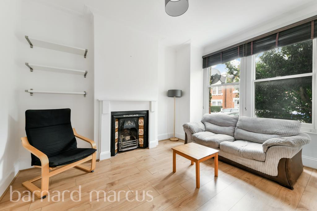 Apartment in LONDON - View 3