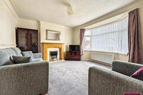 2 bedroom detached bungalow for sale, Marion Road, Prestatyn, Denbighshire LL19 7DF