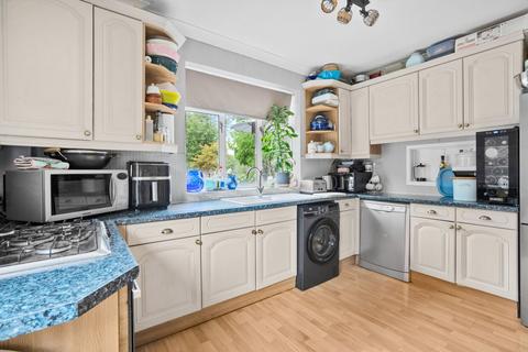 3 bedroom semi-detached house for sale, Nightingale Crescent, West Horsley