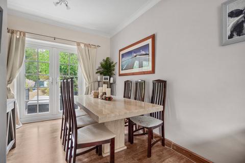 3 bedroom semi-detached house for sale, Nightingale Crescent, West Horsley