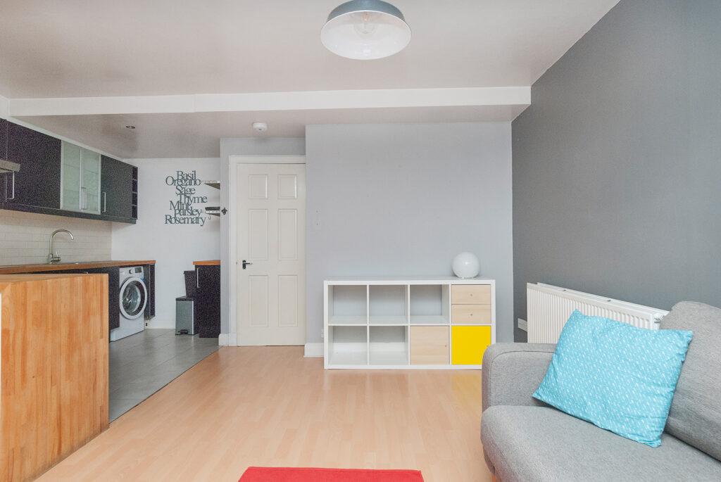 Apartment in Edinburgh, Pleasance, Southside - View 2